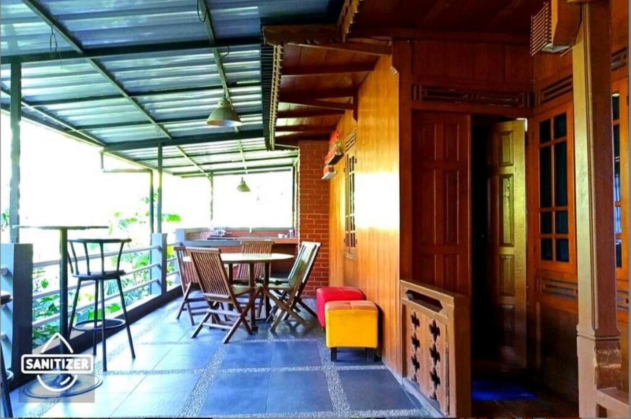 Bantal Guling Villa Lembang Exterior foto